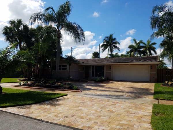 Autumn Blend Travertine French Pattern Tumbled Paver