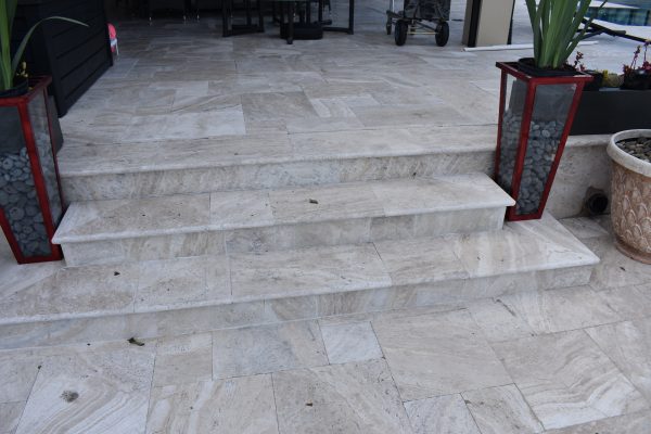 Avorio Travertine French Pattern Tumbled Paver